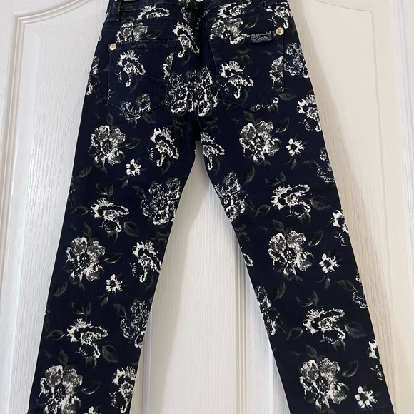 7 for all mankind pants. Button & zipper fly. Pockets. just the pants. 3T - Picture 6 of 8